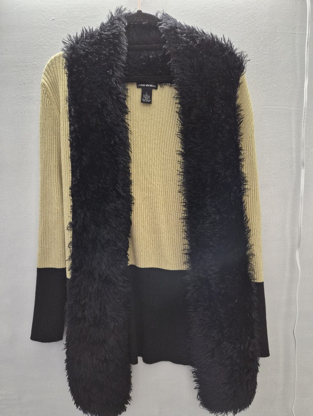 Lauren Michelle Two-Tone Open Cardigan with Black Faux Fur Trim - Cream & Black